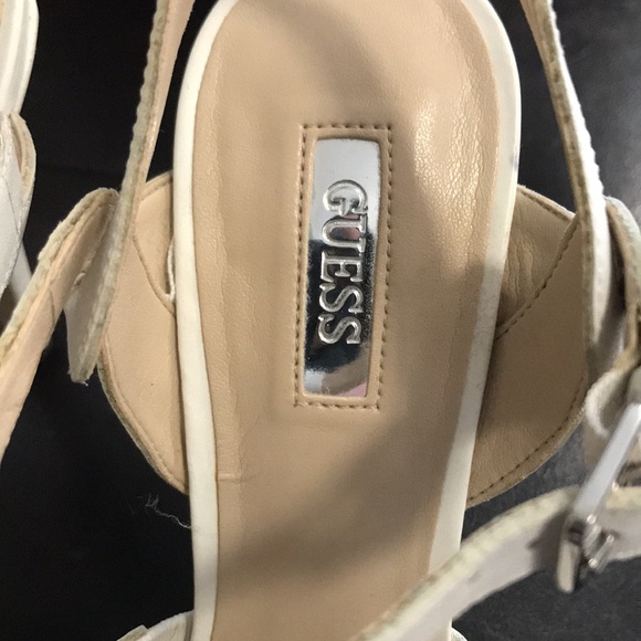Guess platform heels. Brand new. Size 7.5 - Picture 5 of 9